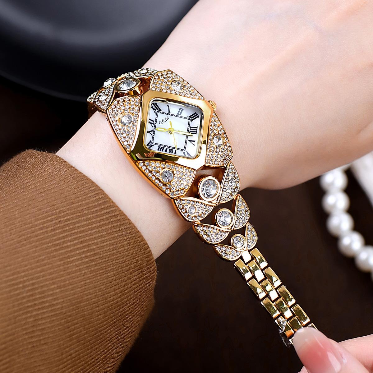 UTHAI L008 Fashionable Women W - Luxury Watch For Sale recension och pris