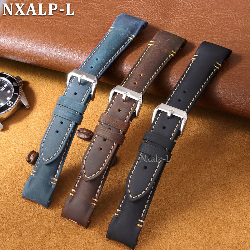 Curved End Bracelet Oil Wax Co - Luxury Watch Online recension och pris
