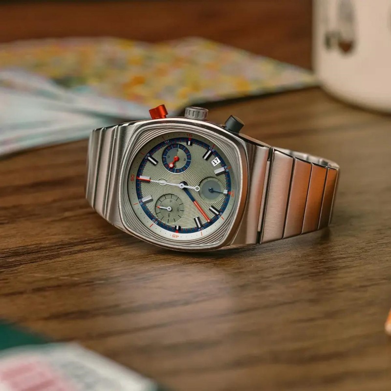 CILOA sports square green watc - Luxury Watch Trends 2025 recension och pris